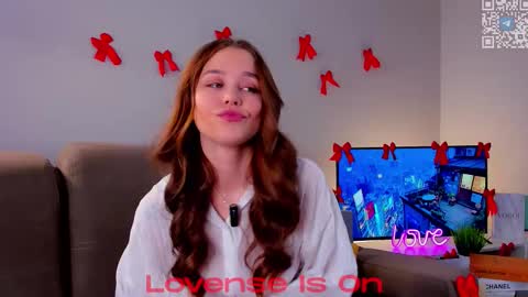 Snapshot of lost_mymind chatting on February 14, 3:14 am Jess online show from February 14, 3:14 am