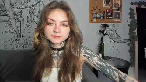 Snapshot of lostallice chatting on November 14, 3:27 am lostallice online show from November 14, 3:27 am