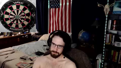 Snapshot of lothrop_gauss chatting on February 18, 12:50 am Lothrop online show from February 18, 12:50 am