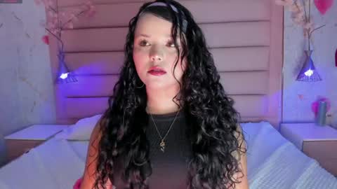 Snapshot of lotti_carter chatting on April 27, 9:24 pm Lotti online show from April 27, 9:24 pm