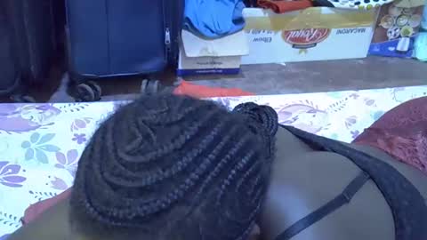 lotty_lavilla online show from January 8, 6:37 am