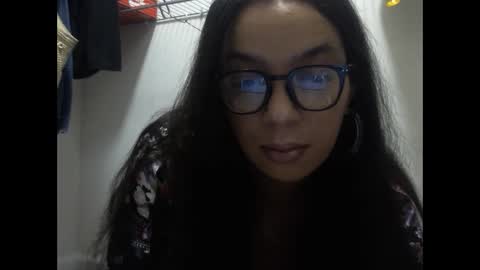 Jasmine online show from October 3, 8:33 am