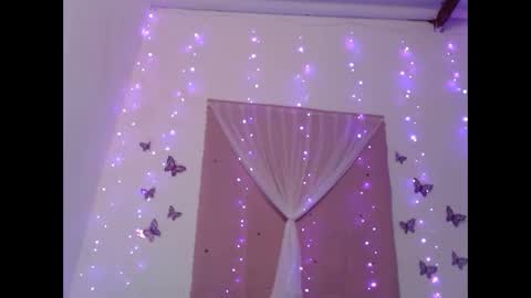 Snapshot of lou_anna03 chatting on March 26, 6:46 pm lou_anna03 online show from March 26, 6:46 pm