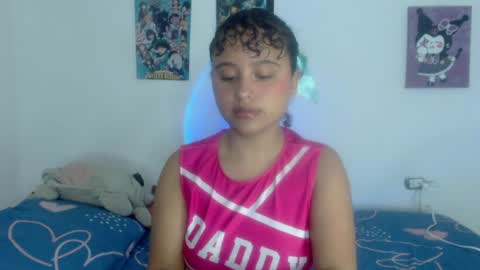 lou_cuteee online show from January 19, 10:17 pm