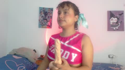 lou_cuteee online show from January 20, 1:18 am