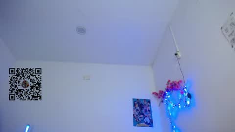 lou_cuteee online show from June 26, 3:00 am