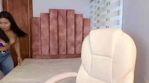  Lou Rosse  online show from January 11, 7:27 pm