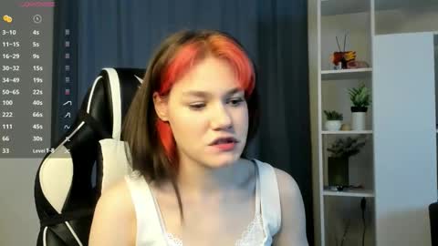 Riley online show from October 22, 7:02 pm