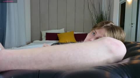 louie_evans online show from January 13, 8:58 pm