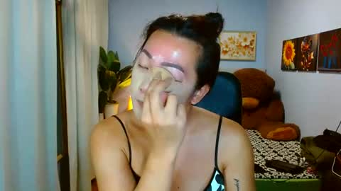 Snapshot of louie_sexy chatting on June 22, 8:33 am Cathy online show from June 22, 8:33 am