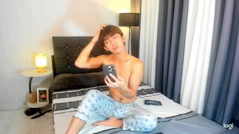 Snapshot of louieismy_name chatting on January 14, 1:58 am ignot ursh online show from January 14, 1:58 am