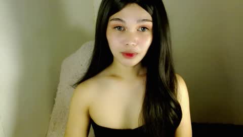 louilalicious online show from November 22, 11:48 pm