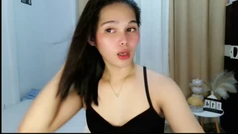 Snapshot of louilalicious chatting on June 15, 12:40 pm louilalicious online show from June 15, 12:40 pm
