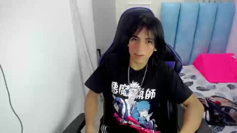 louis_baltazar online show from September 12, 4:07 pm