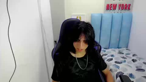 louis_baltazar online show from September 16, 5:03 pm