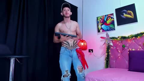 OF louis bcasta1 online show from December 19, 11:07 am