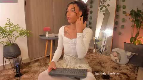 Louis Valdz online show from March 16, 12:38 am