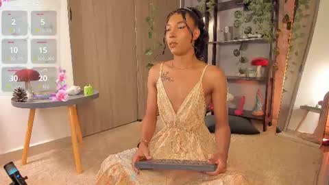Louis Valdz online show from June 27, 2:16 am