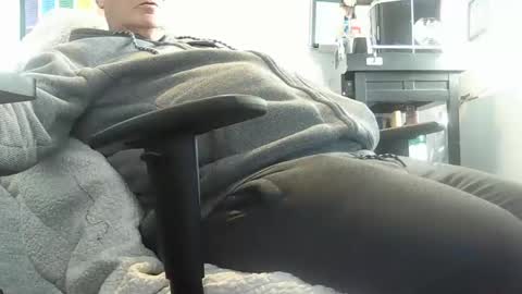 Snapshot of loumtl3 chatting on February 22, 12:29 pm loumtl3 online show from February 22, 12:29 pm