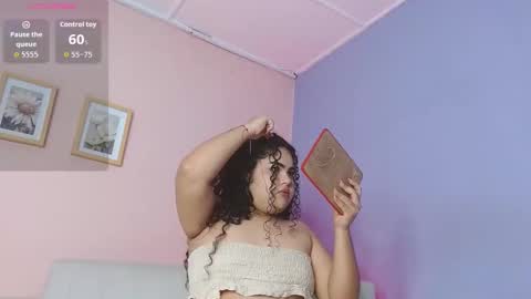 lourdes_moon22 online show from October 9, 1:20 pm