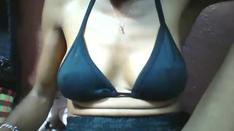 lovaelisa online show from January 10, 4:31 pm