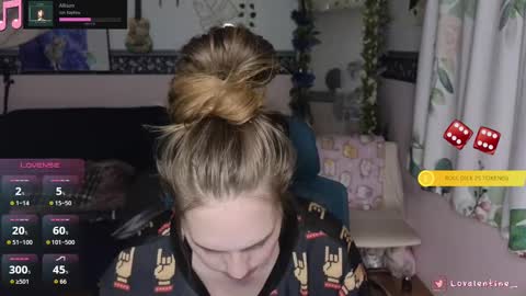 Lo Valentine online show from September 12, 6:13 am