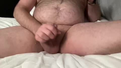 Snapshot of love2stroke2023 chatting on November 6, 4:35 am Love2stroke online show from November 6, 4:35 am