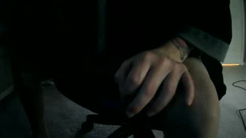 love69now online show from December 5, 2:47 pm