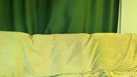 Cute face online show from April 6, 2:31 am