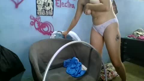 love_electra online show from February 26, 3:52 pm