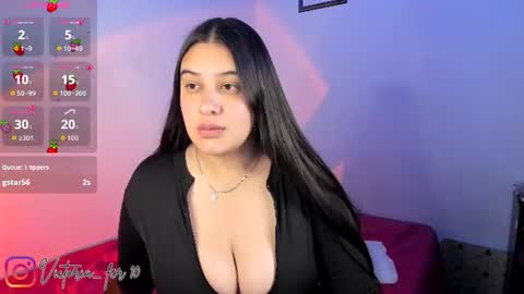 Victoria Fernandez online show from June 30, 4:35 am