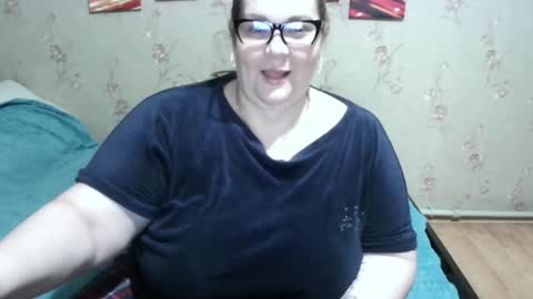 Snapshot of love_milanna chatting on January 3, 5:06 am Milana online show from January 3, 5:06 am