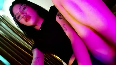 Seren online show from December 20, 1:45 am