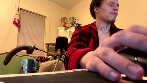 Snapshot of love_stretch chatting on February 23, 7:17 am love stretch online show from February 23, 7:17 am