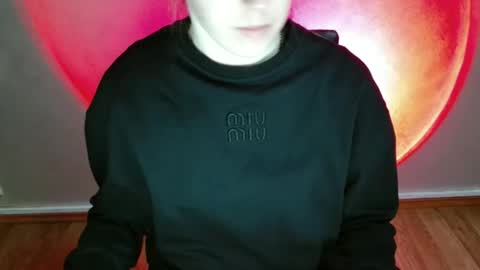 Snapshot of love_vivian chatting on January 15, 12:10 pm Vivian online show from January 15, 12:10 pm