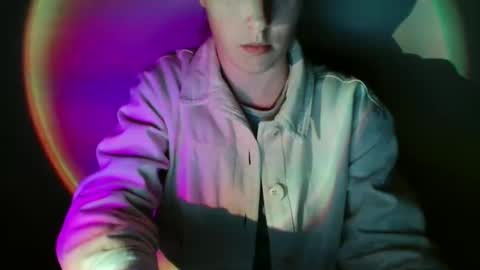 Snapshot of love_vivian chatting on February 3, 12:10 pm Vivian online show from February 3, 12:10 pm