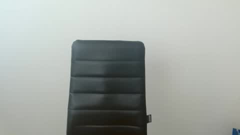 Vivian online show from March 4, 1:17 pm