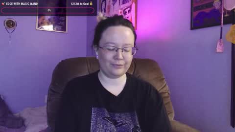 love_you_julia online show from November 14, 10:07 pm