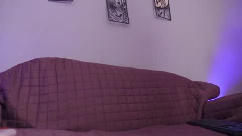 katalina   online show from May 21, 3:24 am