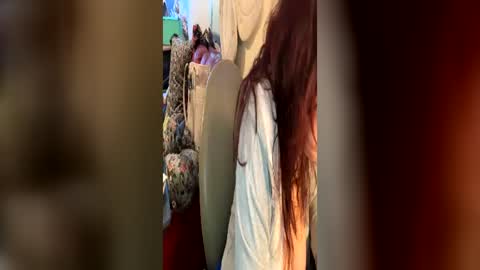 Ashley and Leon online show from June 19, 4:28 am