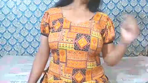 Divya online show from April 7, 11:48 pm