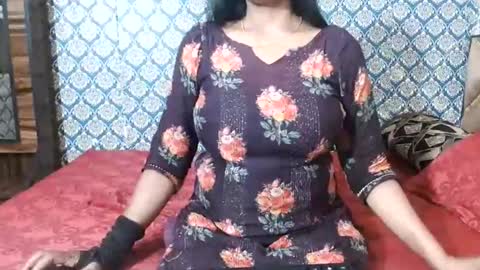 Snapshot of lovefunnitya chatting on June 7, 9:57 am Divya online show from June 7, 9:57 am