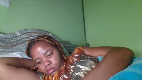 lovegal335 online show from January 8, 2:25 am