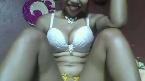 loveinlife750427 online show from February 5, 8:21 am