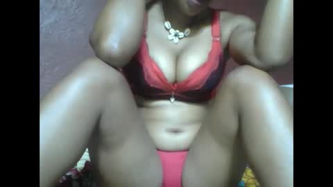 loveinlife750427 online show from March 1, 5:09 am