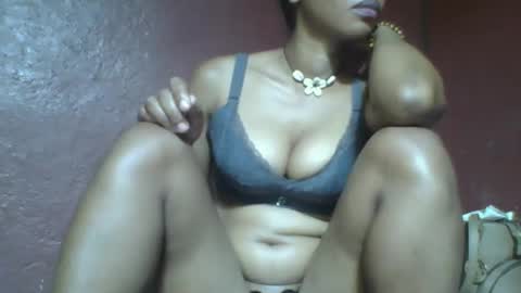 loveinlife750427 online show from March 3, 6:55 pm