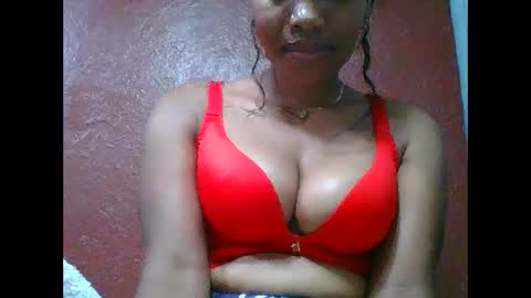 loveinlife750427 online show from September 21, 8:38 am