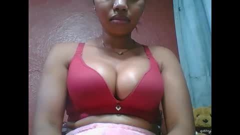 loveinlife750427 online show from October 20, 3:51 am