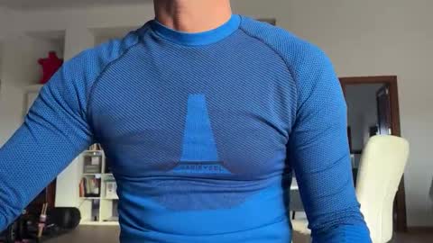 Snapshot of loveisperfect chatting on December 14, 8:09 am Loveisperfect online show from December 14, 8:09 am