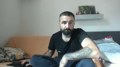 loveivat80 online show from October 12, 5:39 am